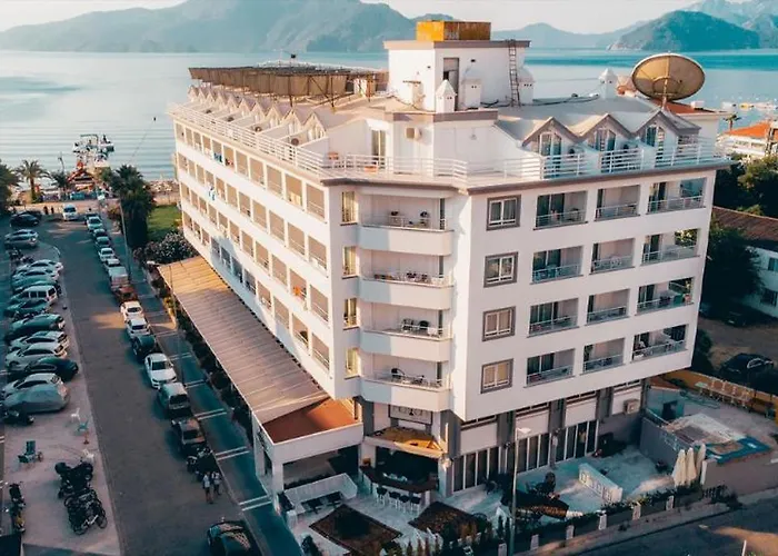 Mert Seaside Hotel (Adults Only)